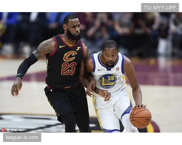 干扰球规则国际篮联和NBA有什么不同？